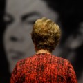 politicard de juicio de rousseff de dilma du Brésil de cnnee