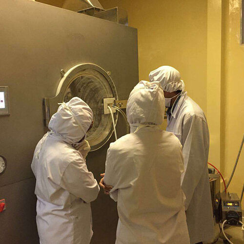 Dernières nouvelles de l'entreprise La machine de revêtement intelligente de film de Tablette joue un grand rôle en dissimulant la mauvaise odeur de la médecine