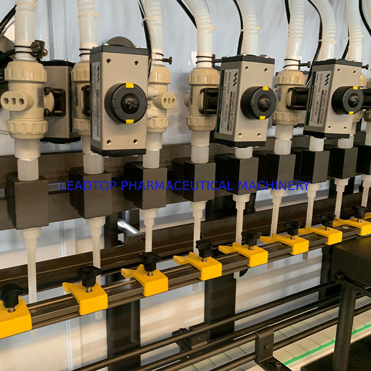 700 kg de poids Rotation automatique de remplissage de bouteilles liquides 6 kW consommation d'énergie Certifié CE